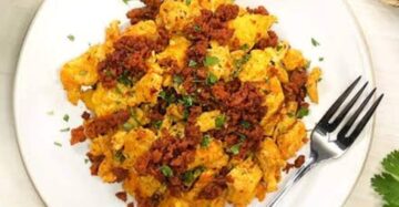 HUEVOS CON CHORIZO